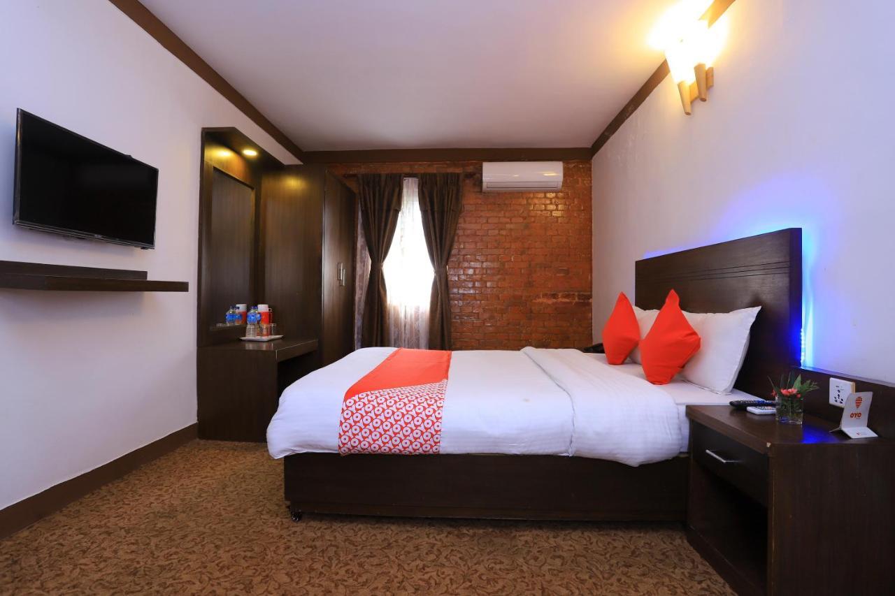 Oyo 591 Hotel Blue Moon Dharampur エクステリア 写真