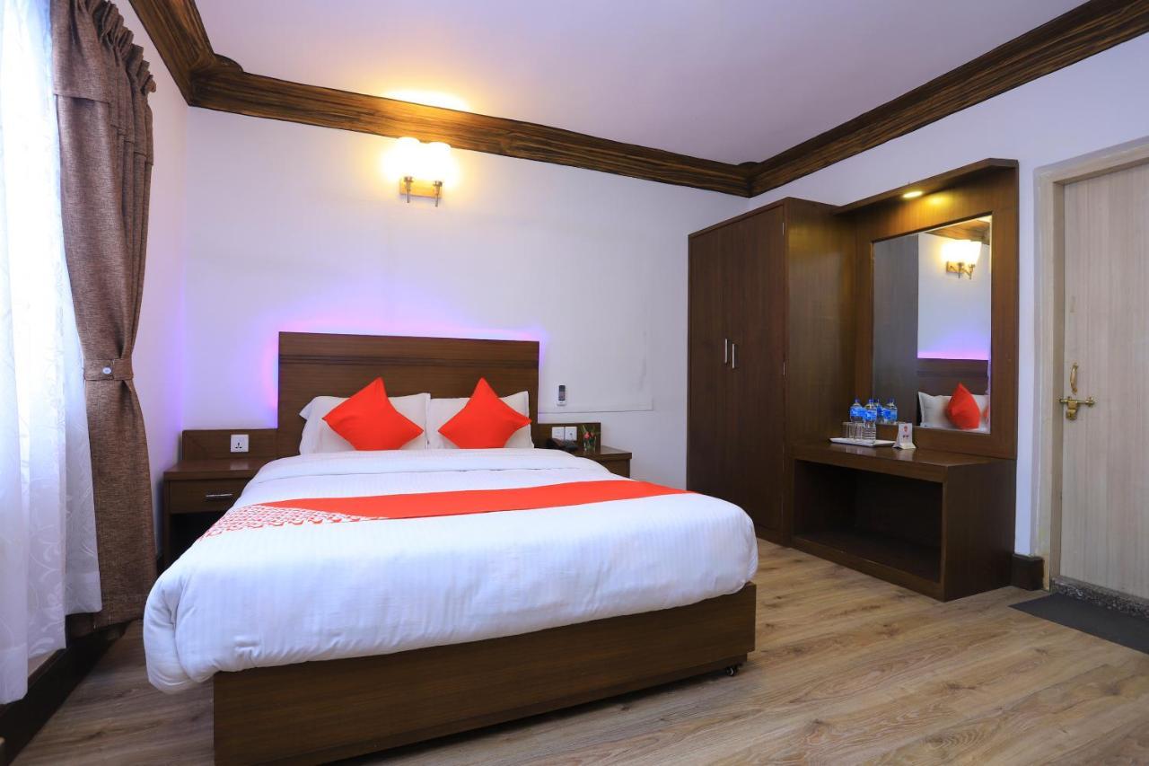 Oyo 591 Hotel Blue Moon Dharampur エクステリア 写真