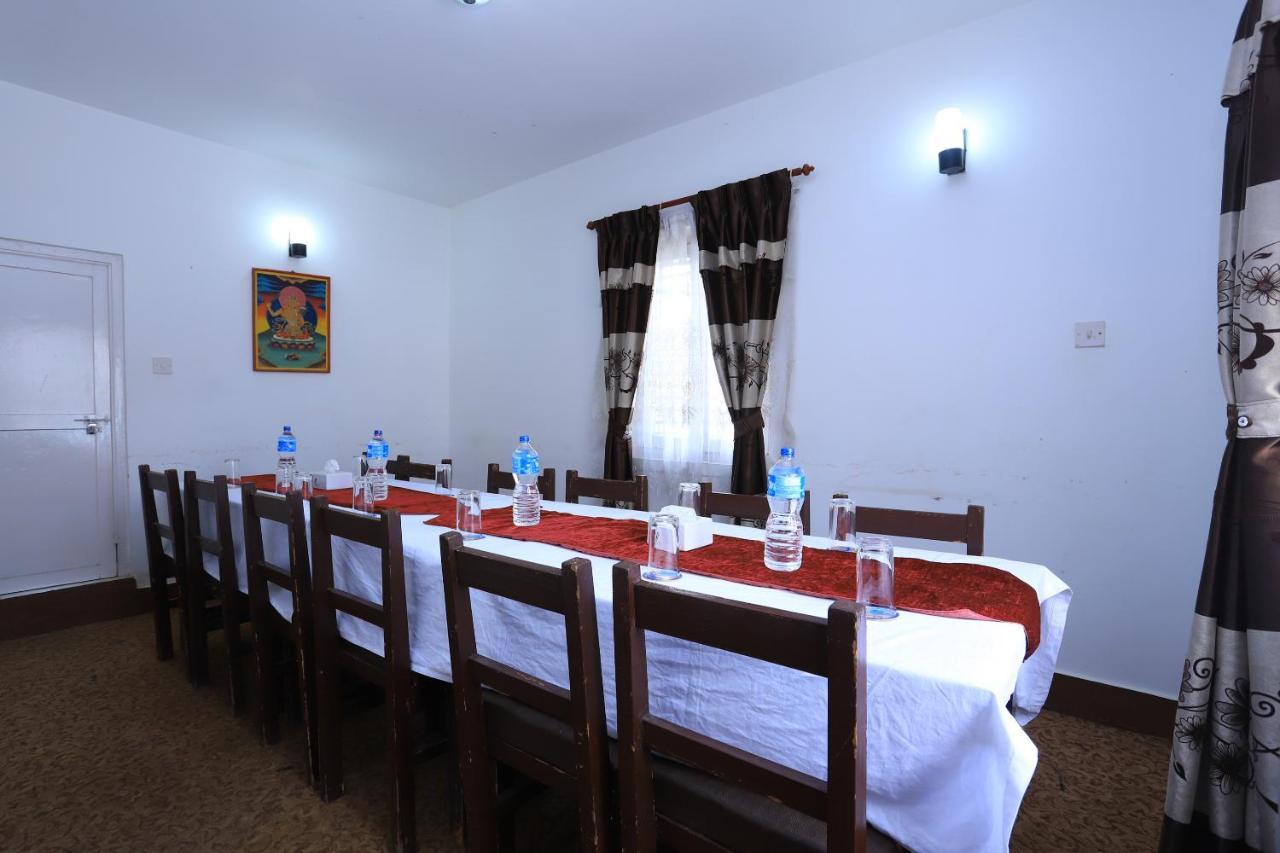 Oyo 591 Hotel Blue Moon Dharampur エクステリア 写真